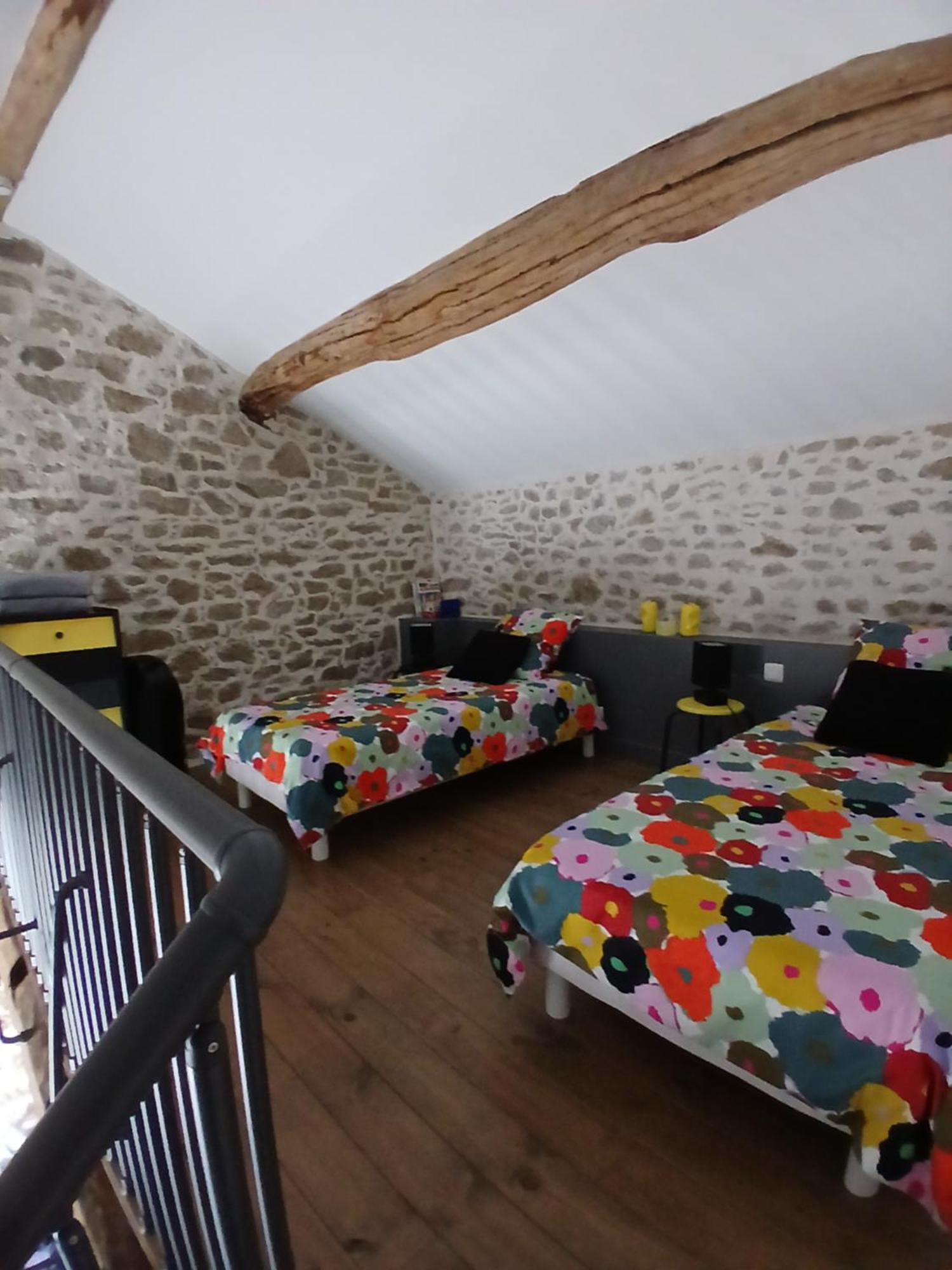 Les Chambres Du Couraud Saint-Aubin-des-Ormeaux Exteriör bild